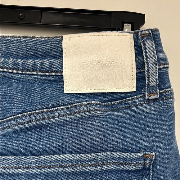 Express Cropped Skinny High Rise Hyper Stretch Distressed Ankle Jeans - Picture 4 of 6